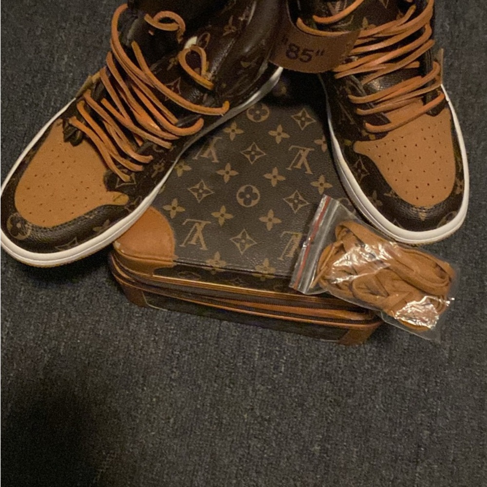 Louis Vuitton Monogram Brown Sneakers